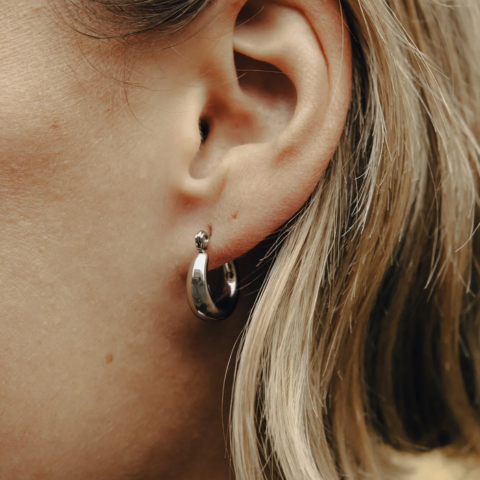 Mini Bold Crescent Hoop Earrings | Silver