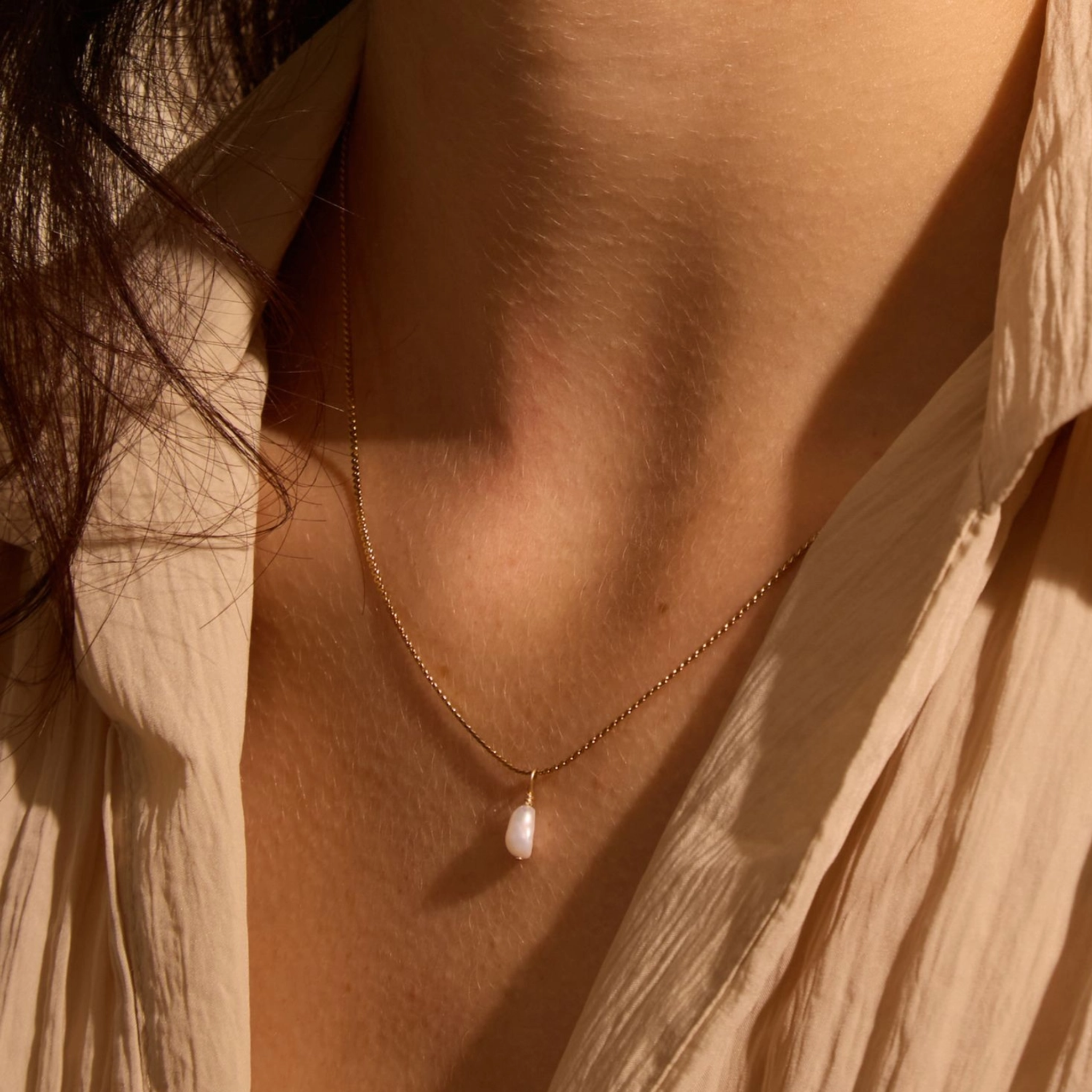 Pearl Droplet Necklace