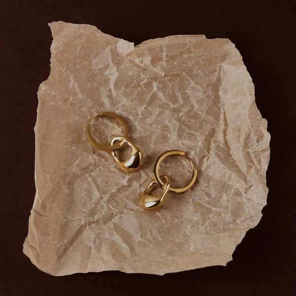 Gold Neve Drop Hoops