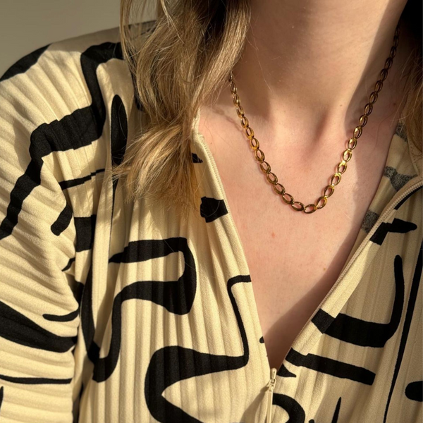 Gold Ara Chain Necklace