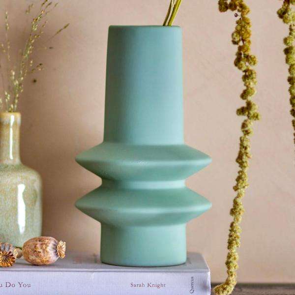 Bloomingville Isold Vase in Soft Green