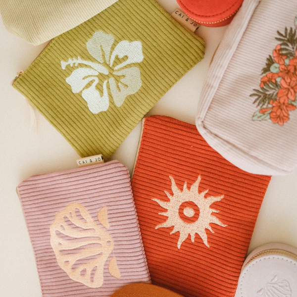 Corduroy Seashell Pouch | Island Pink