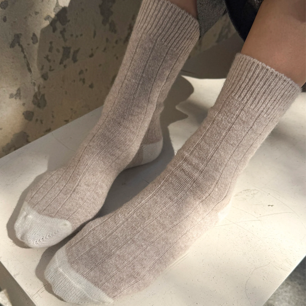 Classic Cashmere Socks | Fawn