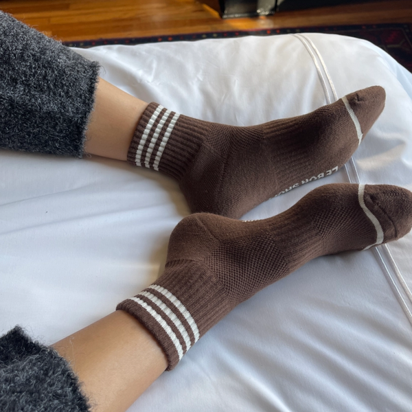 Girlfriend Socks | Mahogany Brown