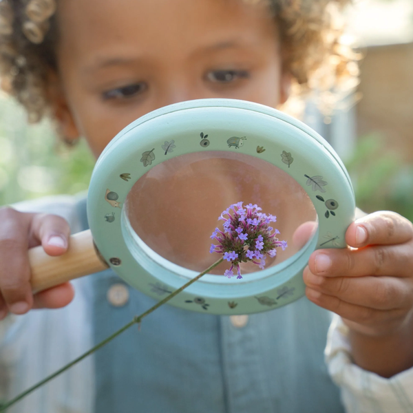 Forest Friends Magnifying Glass