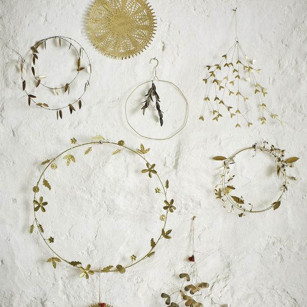 Brass Leaves Wreath Decoration