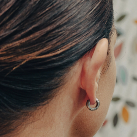 Mini Bold Huggie Hoop Earrings | Silver