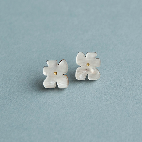Blob Bloom Stud Earrings | Pearly White