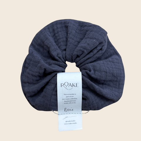 Zero Waste Scrunchie | Charcoal