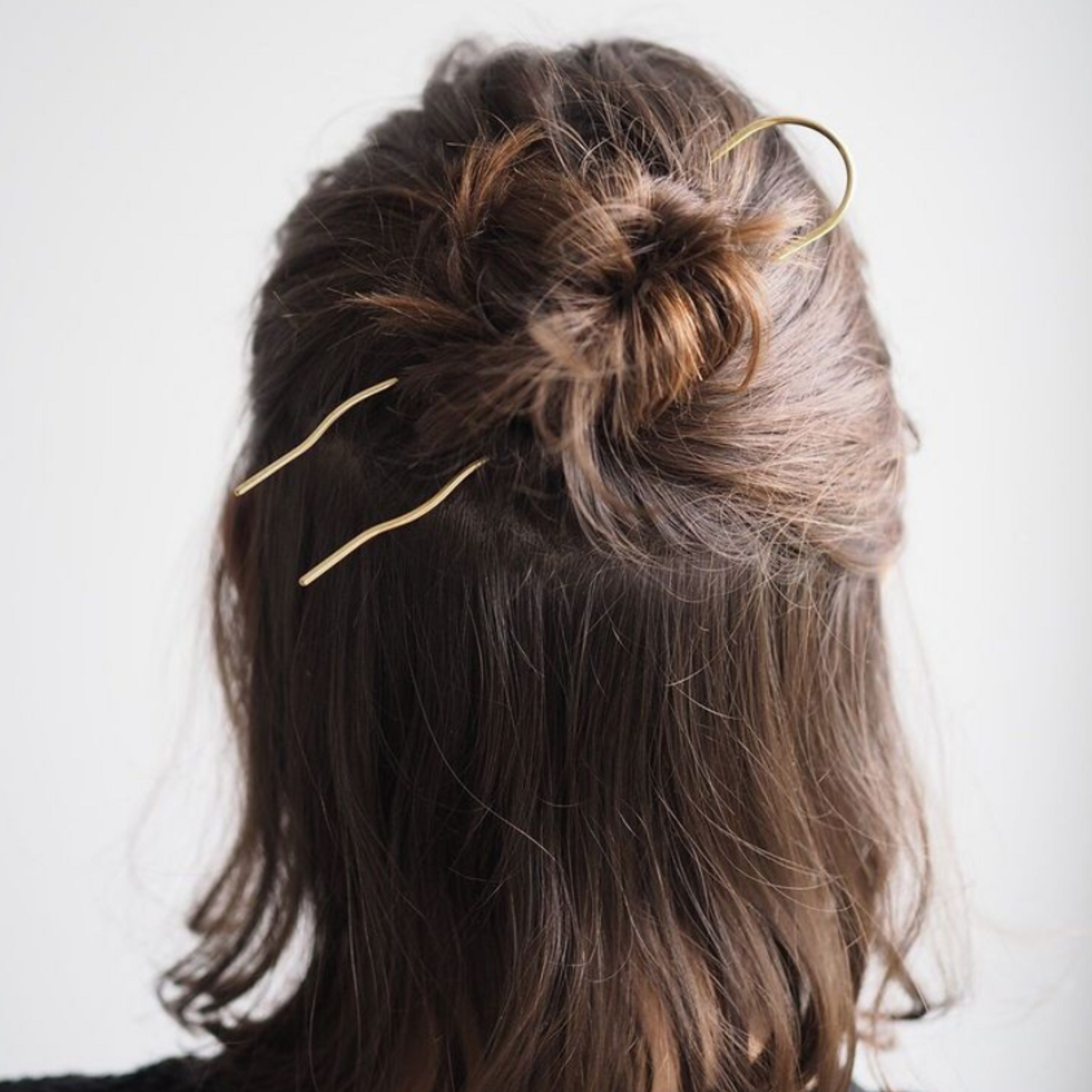 The Lizzy Wave Brass Hair Pin