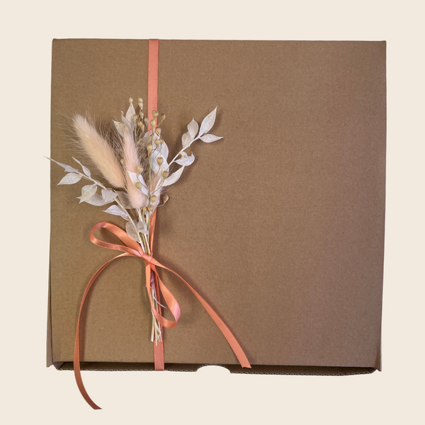 Bellwoods Dried Flower Topped Gift Box - Large - Peach Ribbon, White Flowers